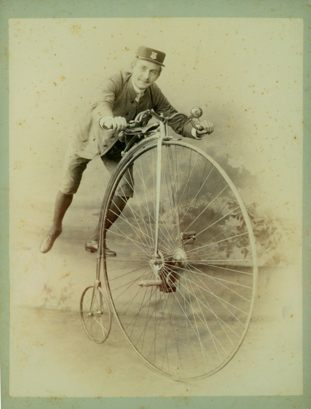 Historisches Fahrradfahren in Halle, Foto: Stadtarchiv